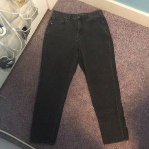 Black American Eagle Mom Jeans